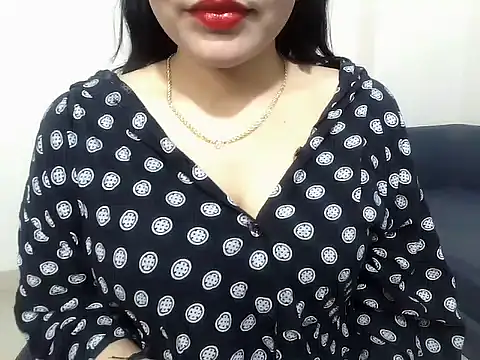 Hazel Angel online show from 8, 9, 2025