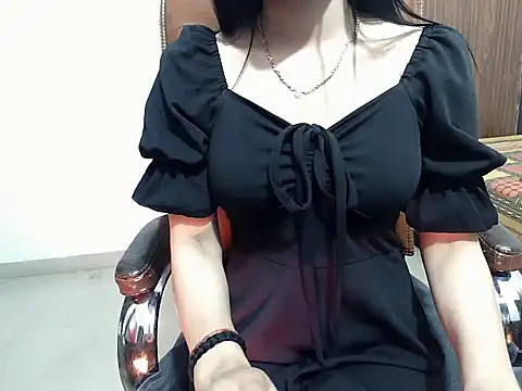 Hazel Angel online show from 13, 6, 2026
