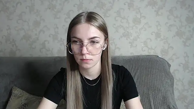 Snapshot of HitGyrl chatting on 25, 2, 2026 HitGyrl online show from 25, 2, 2026