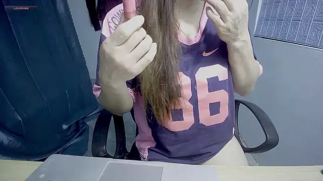 Snapshot of _Sara_768 chatting on 25, 10, 2025  Sara 768 online show from 25, 10, 2025