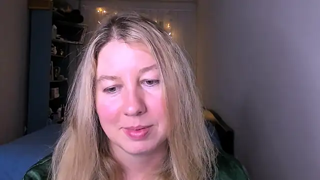 Snapshot of NancySanders chatting on 13, 4, 2026 NancySanders online show from 13, 4, 2026