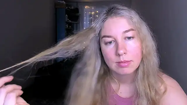 Snapshot of NancySanders chatting on 20, 4, 2026 NancySanders online show from 20, 4, 2026