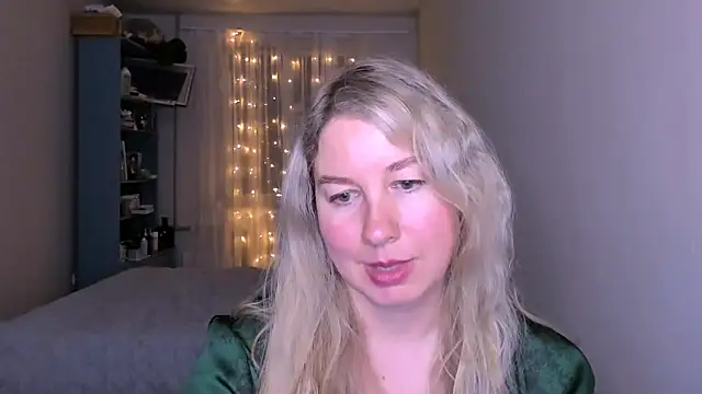 Snapshot of NancySanders chatting on 16, 5, 2026 NancySanders online show from 16, 5, 2026