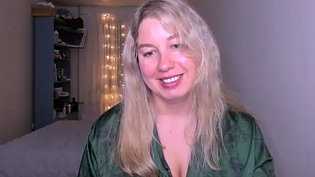 Snapshot of NancySanders chatting on 16, 5, 2026 NancySanders online show from 16, 5, 2026