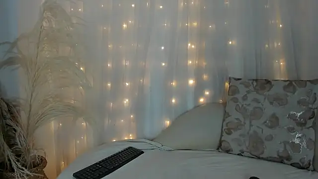 Snapshot of arianna_cox__ chatting on 19, 9, 2025 arianna cox   online show from 19, 9, 2025