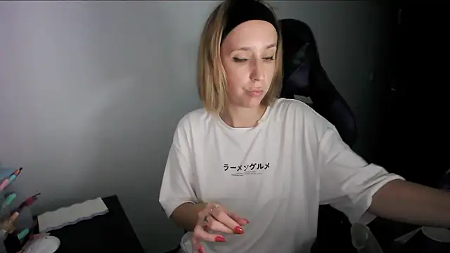 violetofsecret online show from 17, 10, 2025