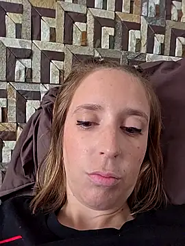 violetofsecret online show from 7, 11, 2025