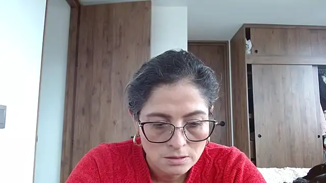 Snapshot of linda-mature43 chatting on 10, 9, 2025 linda-mature43 online show from 10, 9, 2025