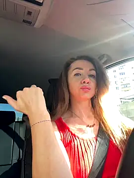 Snapshot of MarinaDiva11_74 chatting on 14, 9, 2025 MarinaDiva11 74 online show from 14, 9, 2025