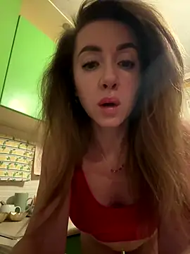 Snapshot of MarinaDiva11_74 chatting on 2, 10, 2025 MarinaDiva11 74 online show from 2, 10, 2025