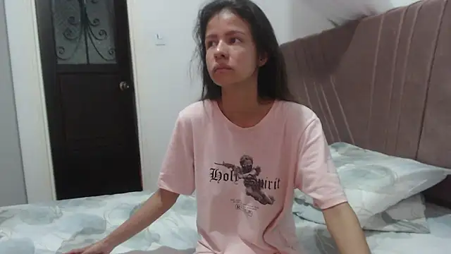 nathaly jones  online show from 5, 3, 2026