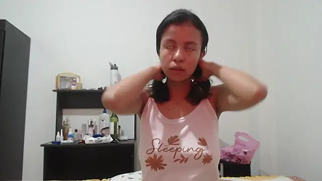 nathaly jones  online show from 26, 5, 2026