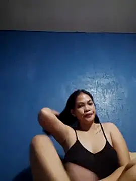 Snapshot of missluvv chatting on 1, 2, 2026 missluvv online show from 1, 2, 2026