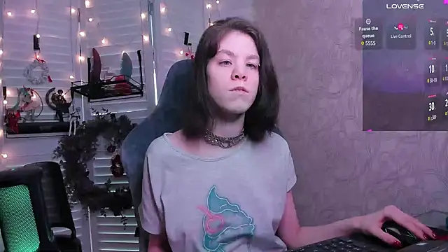 Snapshot of aestheticbeing chatting on 25, 2, 2026 aestheticbeing online show from 25, 2, 2026