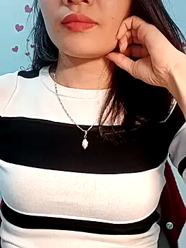 Snapshot of Hinna_x chatting on 12, 3, 2026 Hinna x online show from 12, 3, 2026