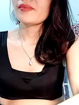 Snapshot of Hinna_x chatting on 1, 4, 2026 Hinna x online show from 1, 4, 2026