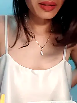 Snapshot of Hinna_x chatting on 5, 5, 2026 Hinna x online show from 5, 5, 2026