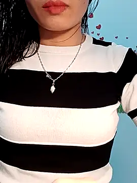 Snapshot of Hinna_x chatting on 6, 5, 2026 Hinna x online show from 6, 5, 2026