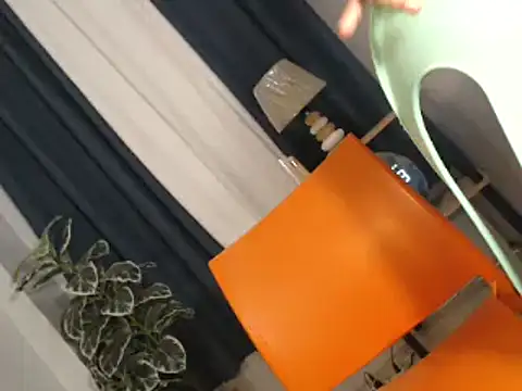 Snapshot of yourmochaloca69 chatting on 5, 10, 2025 yourmochaloca69 online show from 5, 10, 2025