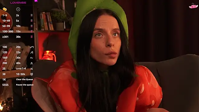 livia starwars online show from 30, 10, 2025