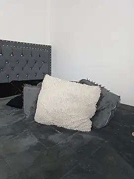 asumi 18 online show from 11, 11, 2025