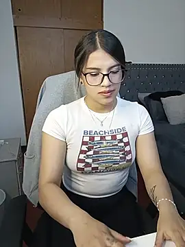 asumi 18 online show from 5, 12, 2025