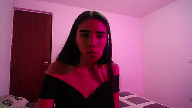 Snapshot of Candy_Grey28 chatting on 20, 10, 2025 Candy Grey28 online show from 20, 10, 2025