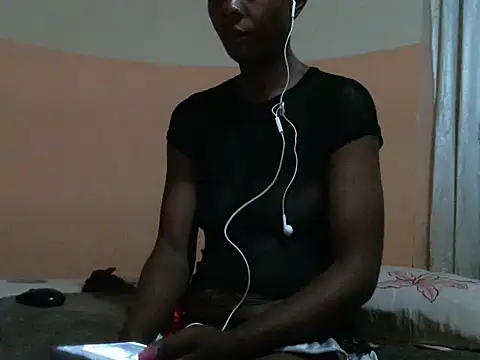 Pretty miss devilxxx35 online show from 2, 12, 2025