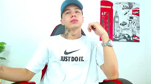 Cumandres18 online show from 17, 2, 2026