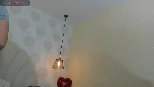 GIANAMILLER6 online show from 5, 3, 2026