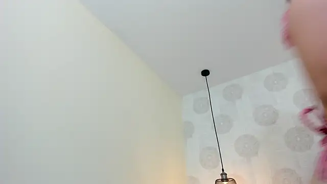 GIANAMILLER6 online show from 5, 5, 2026