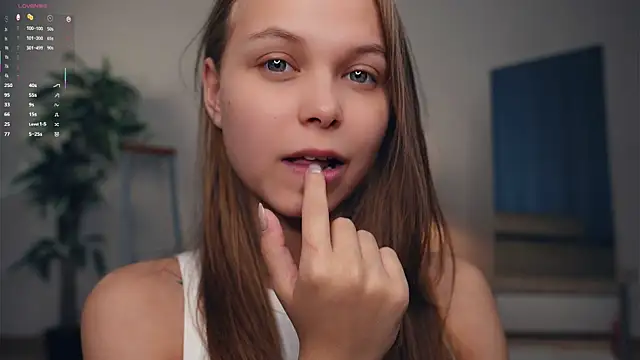 OdellaGillingham online show from 26, 9, 2025