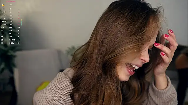 OdellaGillingham online show from 13, 10, 2025