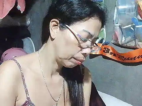 Snapshot of Mayumie05 chatting on 21, 11, 2025 Mayumie05 online show from 21, 11, 2025