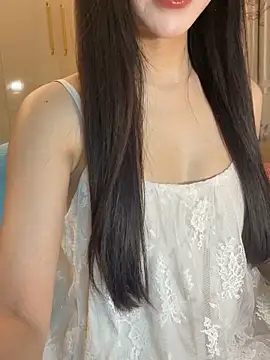 Dior baby online show from 9, 4, 2026