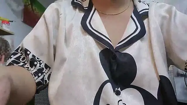 Snapshot of MichiLovely chatting on 19, 12, 2025 MichiLovely online show from 19, 12, 2025