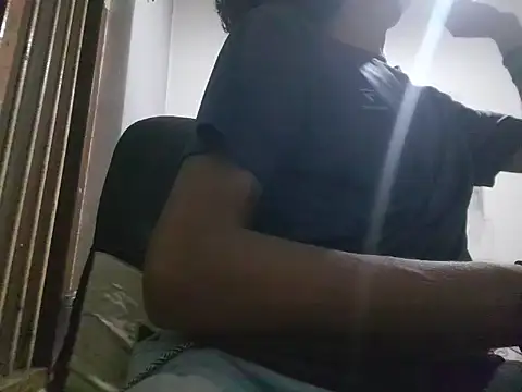 Ashy2001 online show from 17, 9, 2025