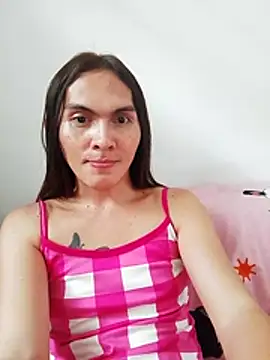Pinkyweb 03 online show from 4, 7, 2026