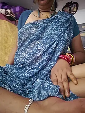 Lusty--Bhabhi online show from 10, 9, 2025