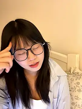 Ella-A9 online show from 21, 11, 2025