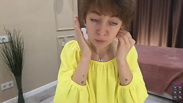 daniellia  online show from 13, 10, 2025