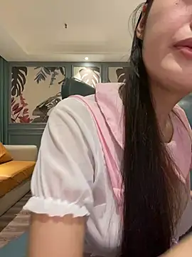 MengMeng0515 online show from 25, 6, 2026