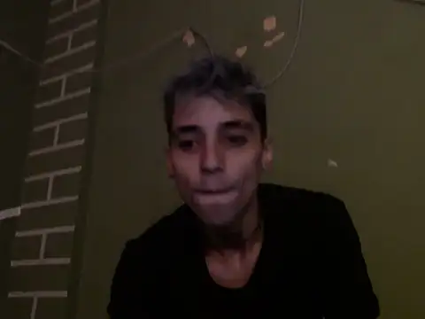 Snapshot of xalejo_max chatting on 2, 4, 2026 xalejo max online show from 2, 4, 2026