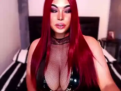 xTrixieMae online show from 8, 5, 2026
