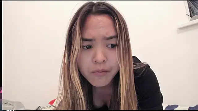 Snapshot of saika_blush chatting on 16, 9, 2025 saika blush online show from 16, 9, 2025