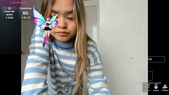 Snapshot of saika_blush chatting on 26, 10, 2025 saika blush online show from 26, 10, 2025