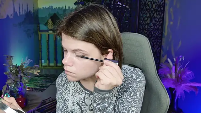 Snapshot of EllieMurler chatting on 2, 10, 2025 EllieMurler online show from 2, 10, 2025