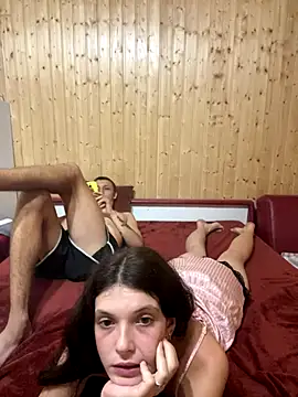 FoxStudioSex online show from 25, 9, 2025