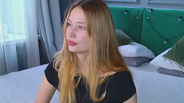 Sofii Ly online show from 16, 9, 2025