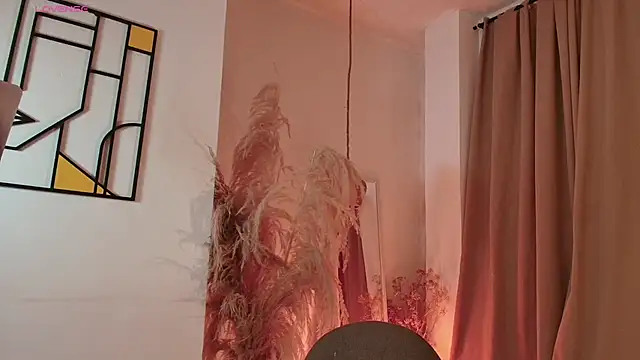 Aliceblaker  online show from 18, 10, 2025